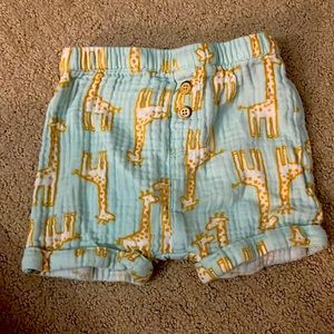 Cat & Jack giraffe print shorts muslin cotton baby size 12m
